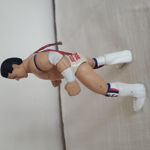 Bull Dog Vintage 1996 WWF Action Figure - Picture 7 of 12